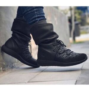 Nike Womens Roshe Two Hi Flyknit Slouch Leather Boots Size 10, Black Gray 861708